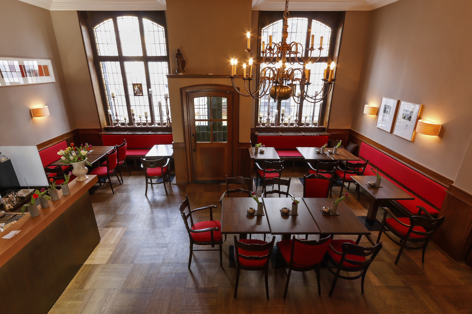 Restaurants, Theke, Gastraum, Weinbar, Innenstadt Fulda, Restaurant Ritter, Kunstwerke, Franz Erhardt Walter