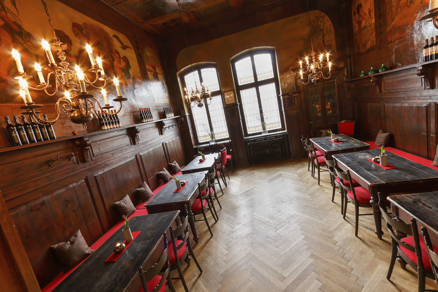 Gasstätte, Gastraum, Familienfeiern, Rittersaal, Innenstadt Fulda, Restaurant Ritter, Kunst, Hugo Pfister